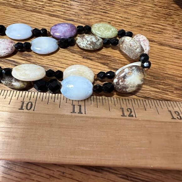 “On the Rocks”Genuine Gemstones 48” Strung Beautiful Onyx Jasper Quartz Necklace - Picture 2 of 4